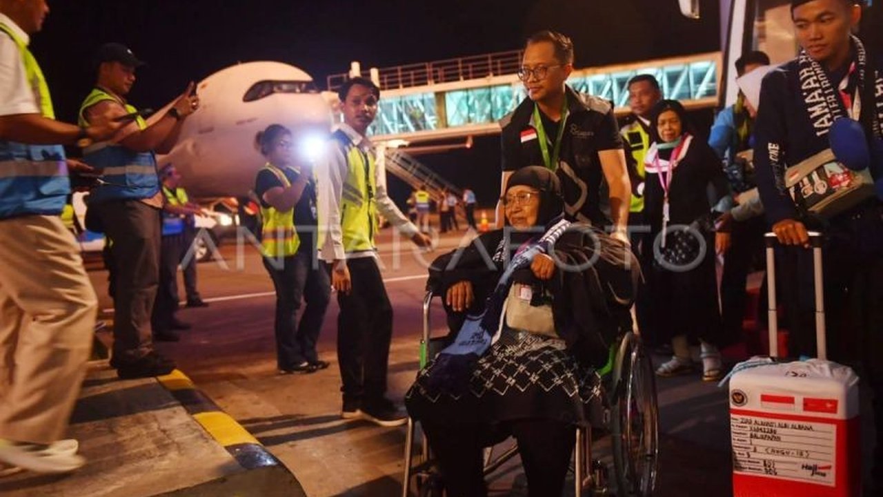 Satu calon haji asal Palu batal berangkat ke Tanah Suci karena kondisi kesehatan yang tidak memenuhi syarat, sementara jemaah lain masih berpeluang untuk diberangkatkan.