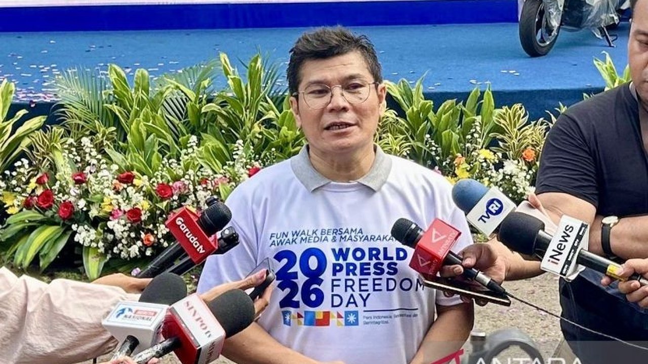 Dirut Perum LKBN ANTARA Benny Siga Butarbutar menegaskan keunggulan media mainstream tetap kuat di tengah gempuran digital. Profesionalisme menjadi kunci utama.