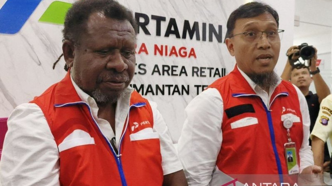 PT Pertamina Patra Niaga Regional Kalimantan menegaskan stok BBM Kalteng aman dan mencukupi, dengan langkah konkret mengatasi antrean panjang di Palangka Raya yang diharapkan segera teratasi.