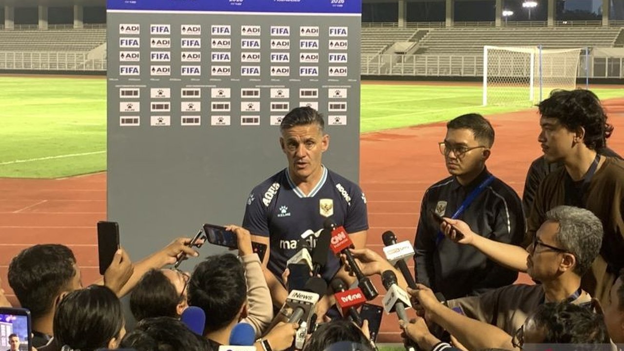 Pelatih timnas Indonesia, John Herdman, mengungkapkan antusiasmenya untuk merasakan atmosfer GBK yang penuh penonton saat menghadapi Bulgaria. Ia berharap dukungan suporter dapat memompa semangat tim.