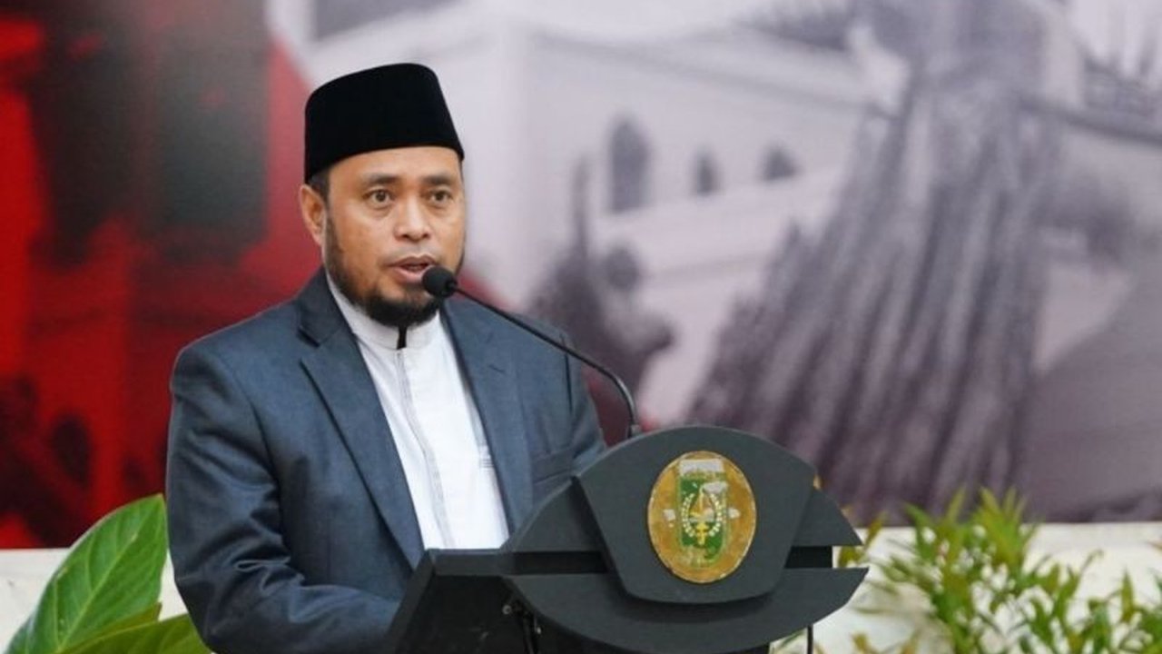 Baznas Riau berhasil menghimpun zakat Rp18,45 miliar hingga awal Mei 2026. Dana ini disalurkan untuk program kemanusiaan dan pemberdayaan, dengan target ambisius Rp70,4 miliar tahun ini.