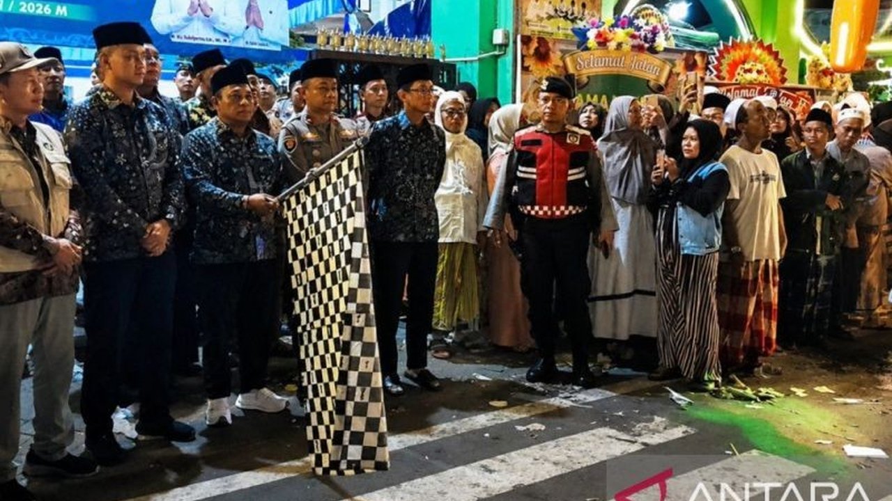 Wakil Bupati Pamekasan Sukriyanto mengingatkan JCH Pamekasan untuk menjaga kesehatan fisik dan etika selama menunaikan ibadah haji di Makkah demi kesuksesan ibadah dan nama baik bangsa.