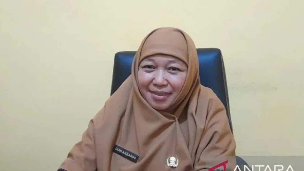Pemerintah Kabupaten Bangka Tengah serius mengembangkan klaster cabai bawang untuk menekan laju inflasi dan memastikan ketersediaan pangan lokal, sekaligus memberdayakan masyarakat secara berkelanjutan.