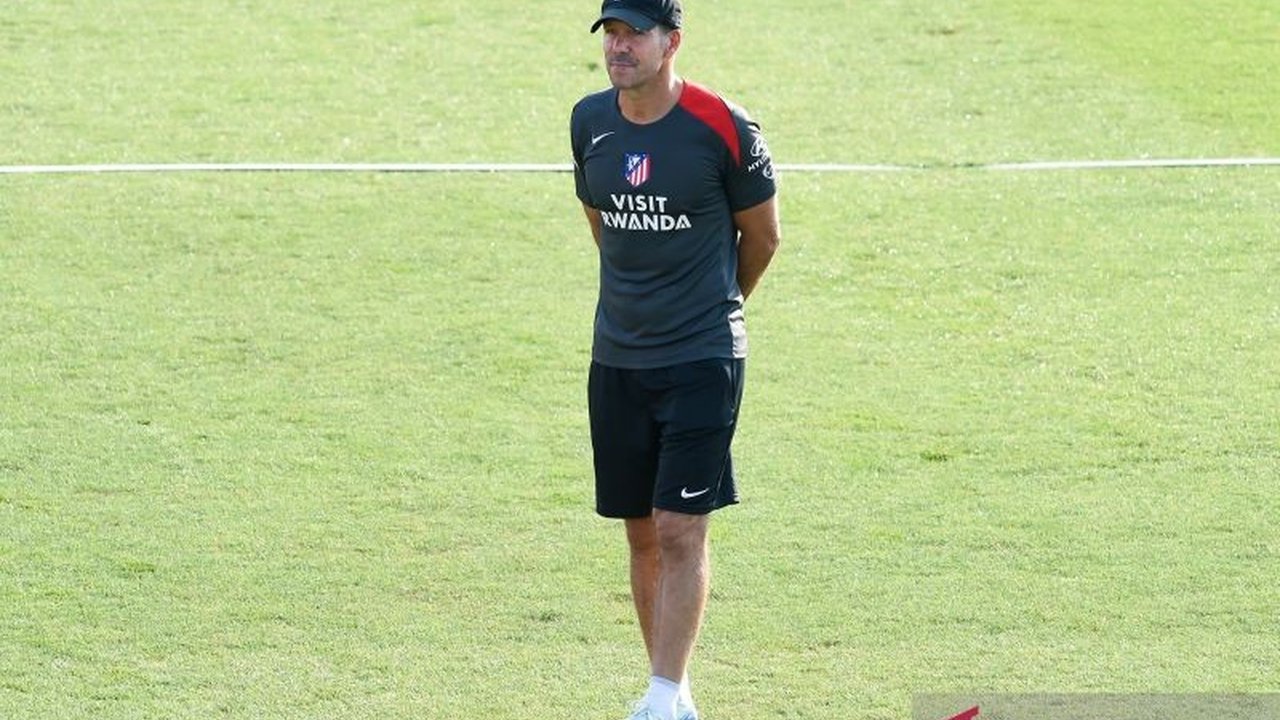 Pelatih Atletico Madrid, Diego Simeone, mengungkapkan kebanggaannya setelah timnya berhasil menyingkirkan Barcelona dua kali dari ajang berbeda musim ini, meski Blaugrana baru saja mengunci gelar Liga Spanyol 2025/26.