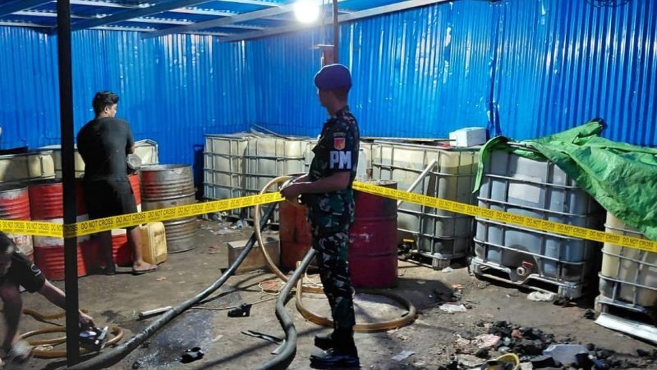 Pomdam XIII/Merdeka berhasil mengamankan 4,7 ton BBM bersubsidi jenis solar di Minahasa Utara, mengungkap praktik penyalahgunaan BBM bersubsidi yang merugikan masyarakat dan mengganggu distribusi energi.