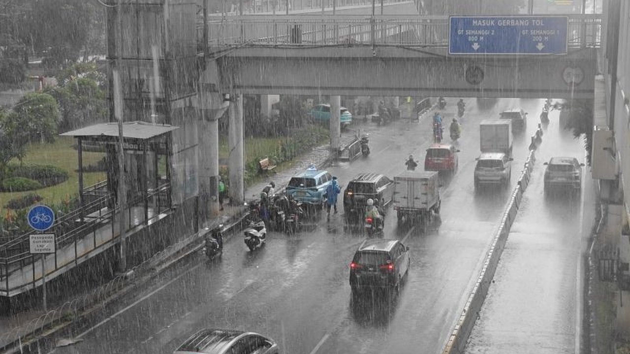 Badan Meteorologi, Klimatologi, dan Geofisika (BMKG) memprakirakan sebagian besar wilayah Jakarta berpotensi diguyur hujan ringan pada Rabu, 1 April 2026. Simak detail **prakiraan cuaca Jakarta** sepanjang hari.