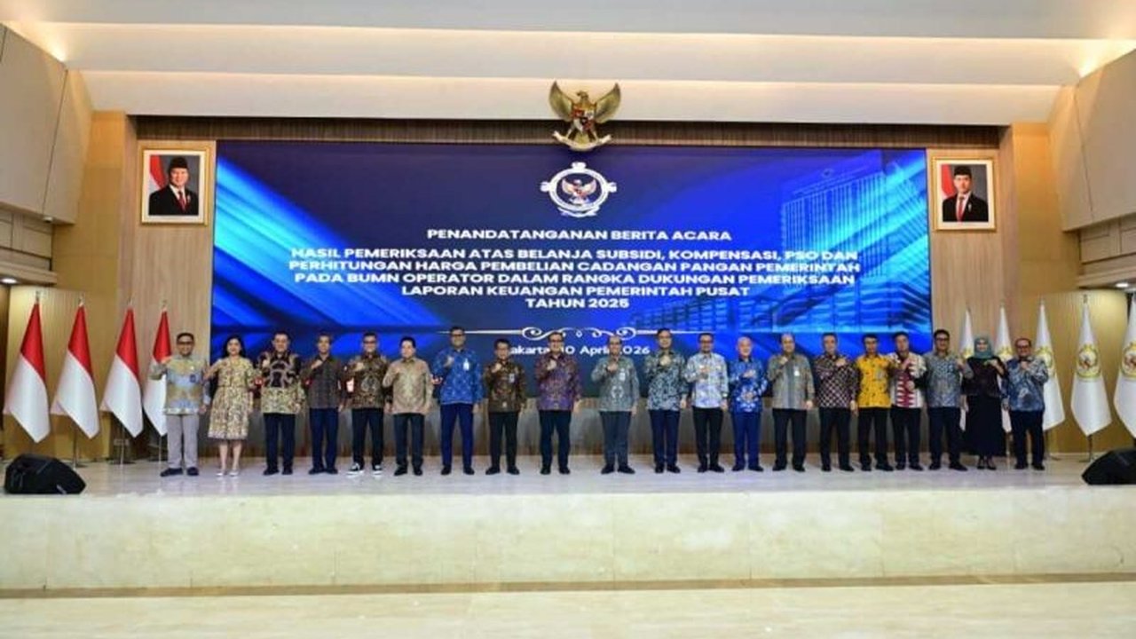 Badan Pemeriksa Keuangan (BPK) mengumumkan adanya peningkatan signifikan dalam pengelolaan subsidi BUMN pada tahun 2025, ditandai dengan menurunnya nilai koreksi subsidi kompensasi. Hal ini menunjukkan perbaikan akuntabilitas keuangan negara.