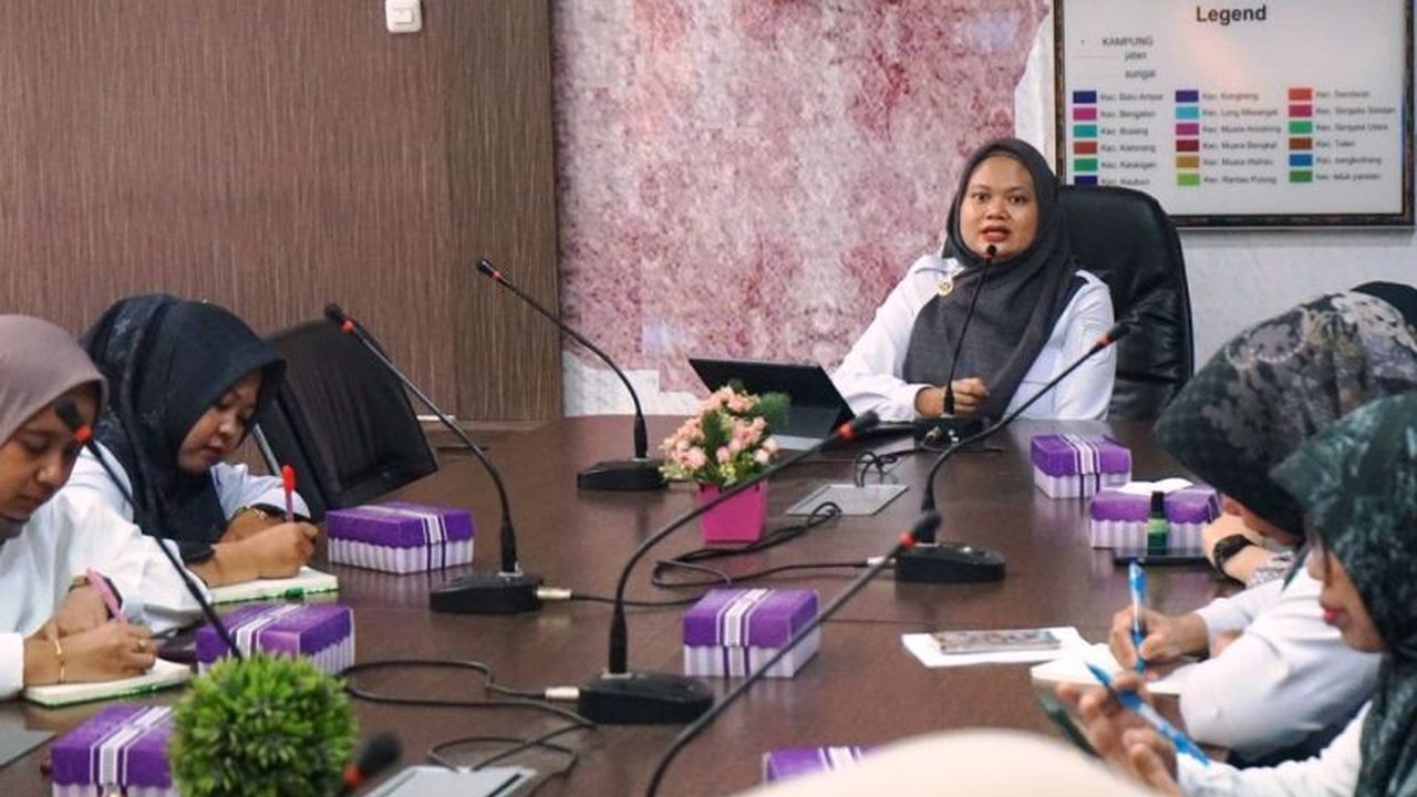 Pemerintah Kabupaten Kutai Timur (Kutim) terus menggalakkan program Aksi Bergizi untuk mencegah stunting, menargetkan penurunan prevalensi hingga 19,38% pada 2029. Simak strategi lengkapnya!