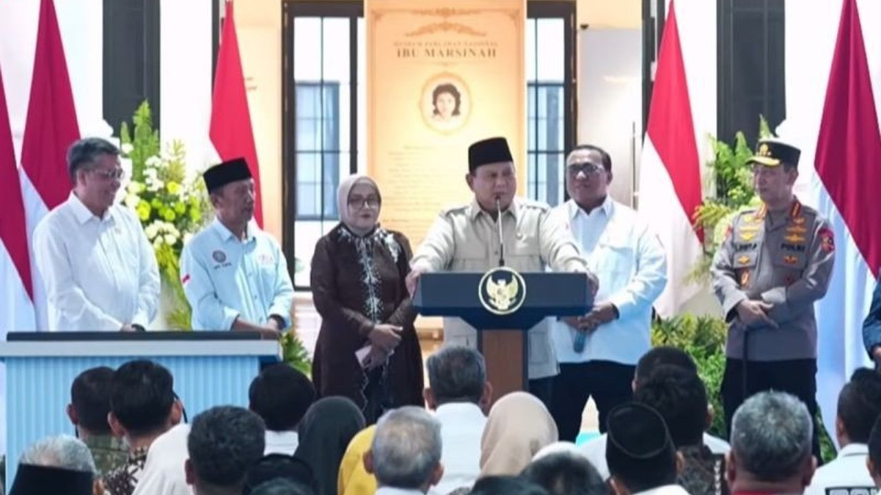 Presiden Prabowo Subianto mengumumkan lonjakan signifikan Permintaan Pupuk Indonesia dari berbagai negara. Konflik Timur Tengah memicu krisis pasokan global, menempatkan Indonesia sebagai solusi.