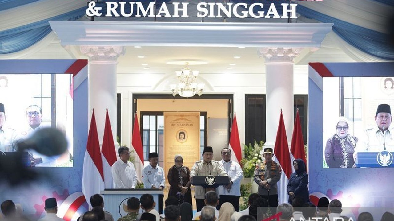 Presiden Prabowo Subianto menilai Koperasi Desa/Kelurahan Merah Putih (KDKMP) mampu menjadi jawaban atas berbagai persoalan fundamental petani, mulai dari pupuk hingga distribusi hasil panen, demi meningkatkan kesejahteraan mereka.