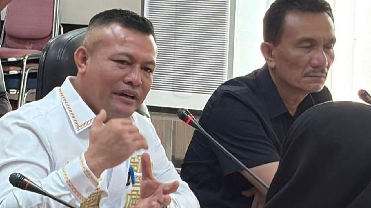 Bupati Aceh Utara berharap Bantuan Jadup Aceh Utara untuk penyintas banjir segera cair sebelum Idul Adha 1447 H. Proses verifikasi data terus berjalan demi meringankan beban warga terdampak bencana.