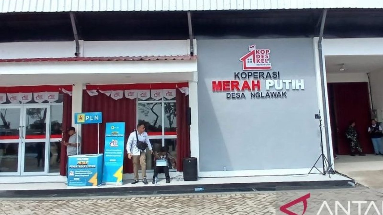 Koperasi Desa Merah Putih (KDMP) mendapat sambutan positif dari kepala desa karena dinilai mampu menggerakkan ekonomi kerakyatan, menyediakan kebutuhan pokok murah, dan memangkas rantai distribusi.