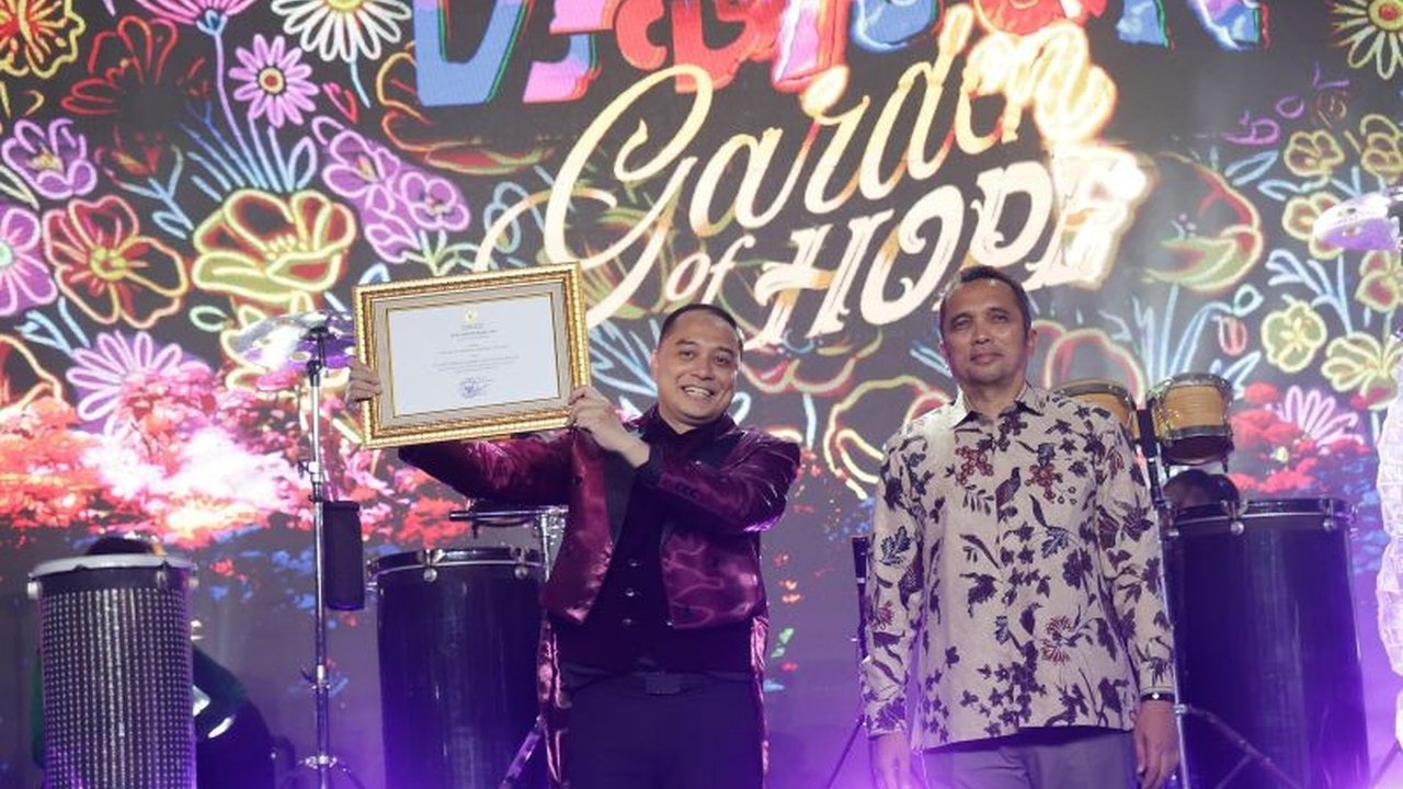 Surabaya Vaganza, yang bertajuk Festival of Lights: Garden of Hope 2026, kini resmi menjadi bagian dari Kharisma Event Nusantara (KEN) 2026 Kementerian Pariwisata dan Ekonomi Kreatif (Kemenekraf), sebuah pencapaian yang diharapkan dapat mendongkrak sektor