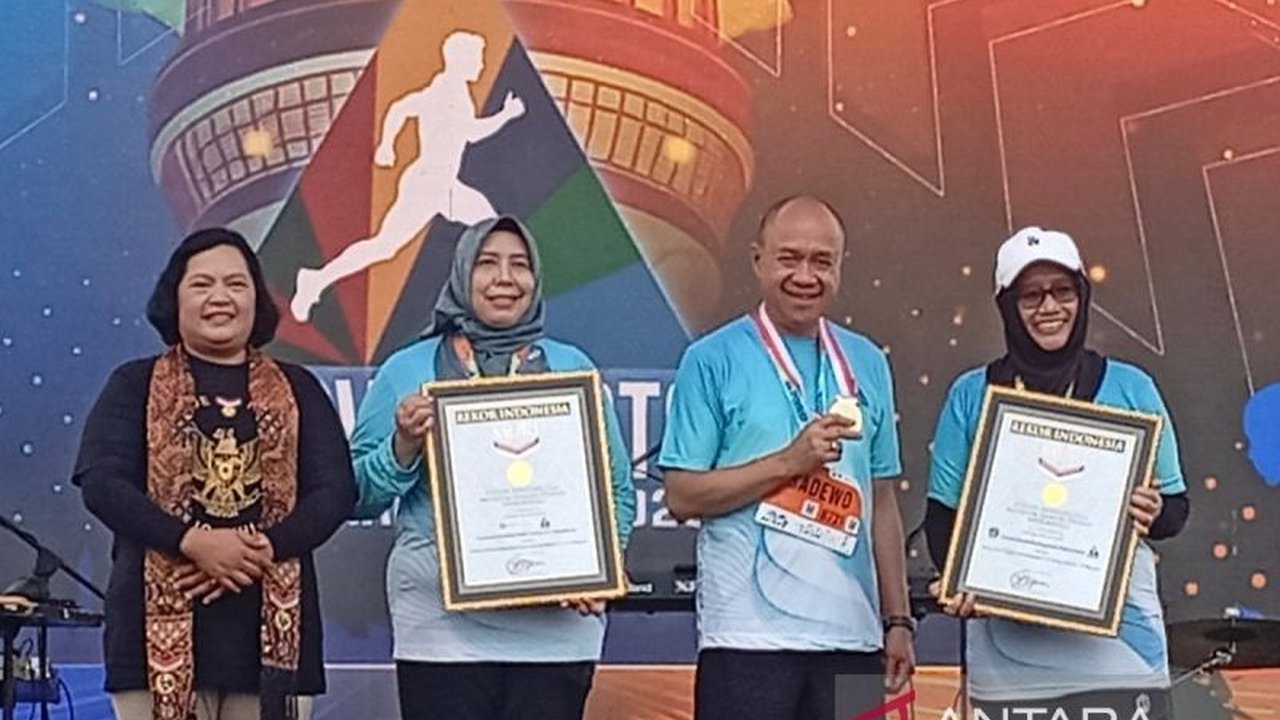 Ajang Purwokerto Half Marathon (PHM) 2026 sukses mencatatkan dua rekor baru Museum Rekor Dunia Indonesia (MURI), menandai sejarah baru dalam penyelenggaraan event lari.