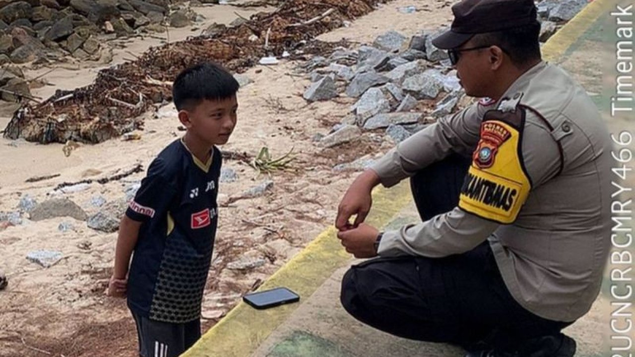 Polres Natuna tingkatkan **patroli Pantai Piwang Natuna** pasca-insiden dua anak meninggal dunia akibat tenggelam, demi menjamin keamanan dan kenyamanan pengunjung di akhir pekan.