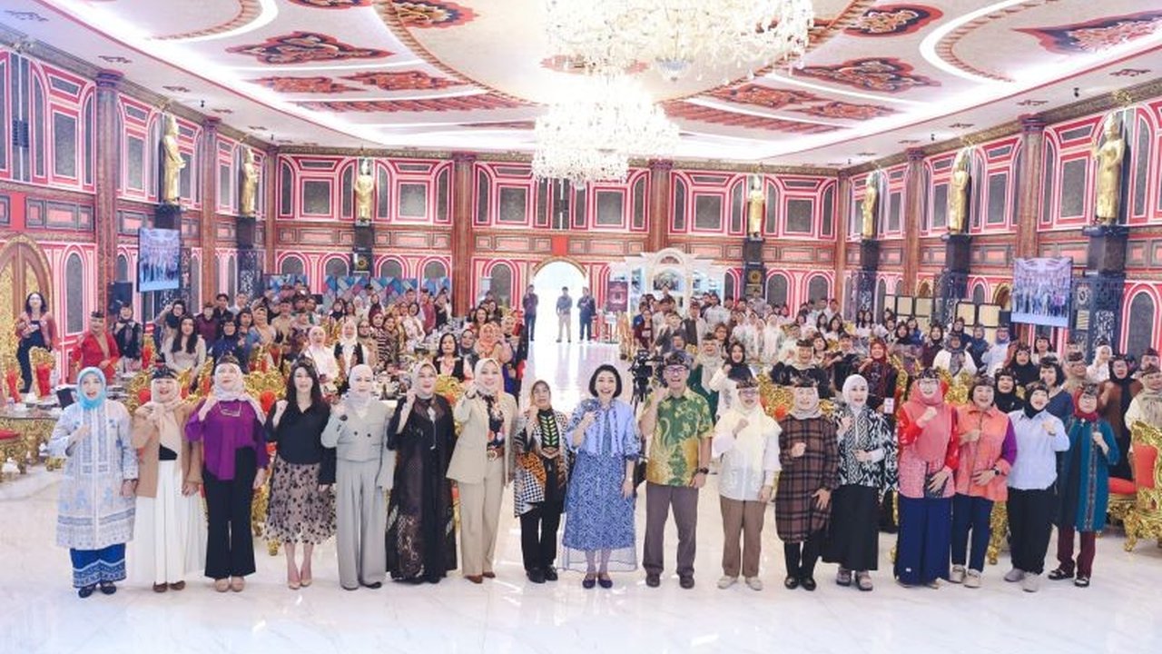 Yayasan Perempuan Laju Perkasa menghadirkan pelatihan AI untuk perempuan Indonesia, bertujuan mengembangkan kemampuan serta keterampilan diri di era digital yang terus berkembang.