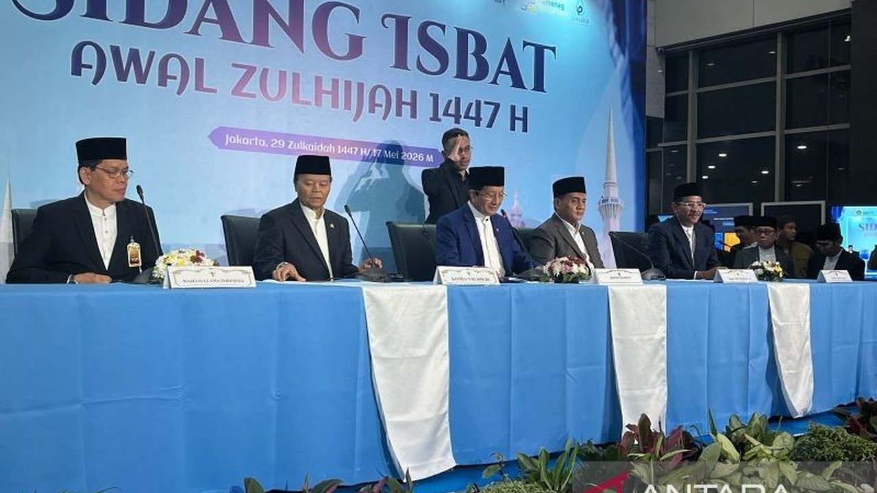 Menteri Agama mengajak umat Islam meningkatkan amalan ibadah dan berkurban dalam menyambut Idul Adha 1447 H, yang jatuh pada 27 Mei 2026. Persiapkan diri menyambut hari raya kurban.