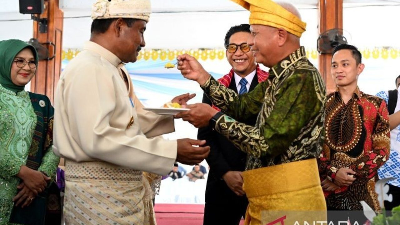 Wakil Gubernur Sumatera Utara (Sumut) menegaskan HUT Binjai ke-154 sebagai momentum penting untuk memperkuat optimisme pembangunan dan kemajuan daerah, menyoroti potensi Binjai sebagai kota penyangga yang kompetitif.
