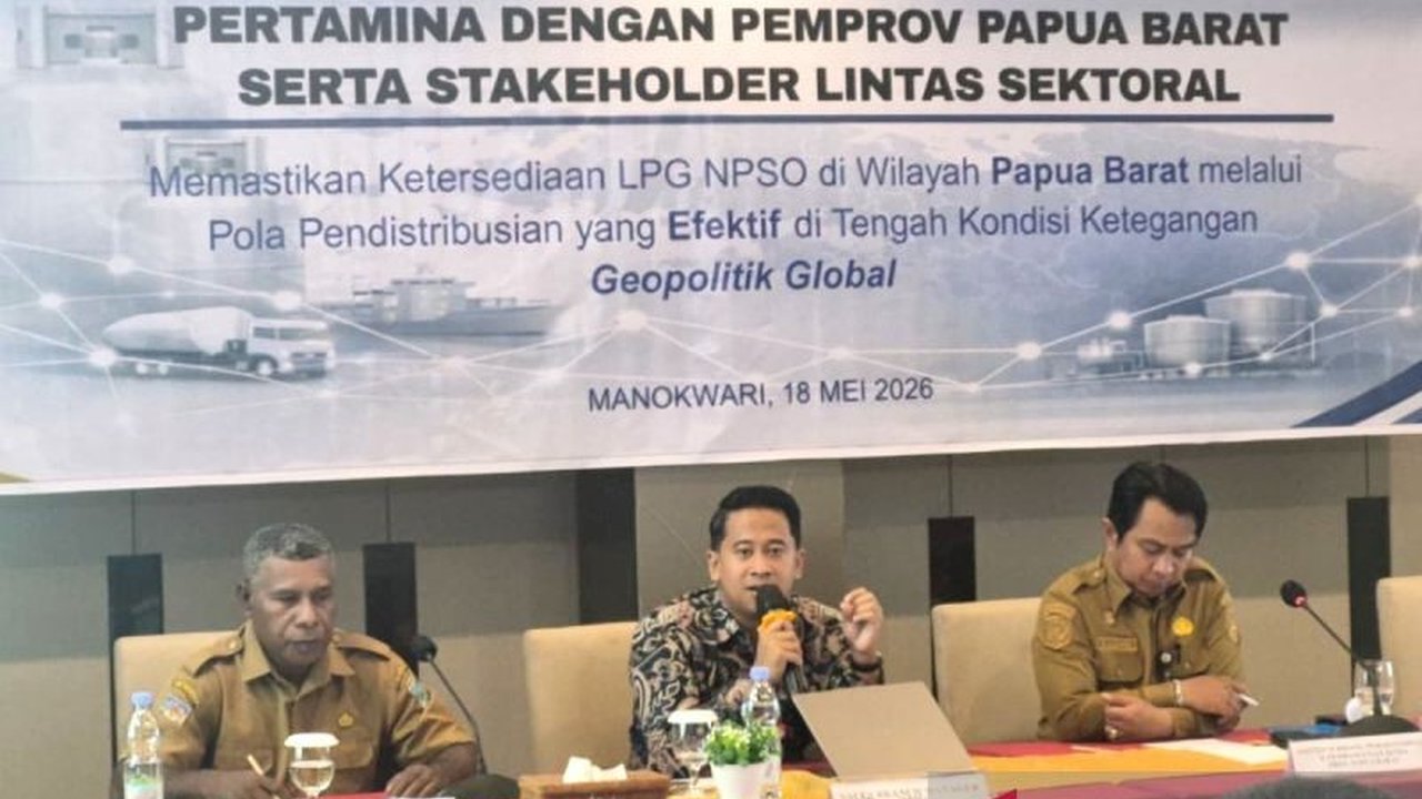 Pertamina Patra Niaga menambah kuota minyak tanah bersubsidi untuk Papua Barat di tahun 2026, menjamin ketersediaan energi rumah tangga di tengah tingginya konsumsi Kuota Minyak Tanah Papua Barat.