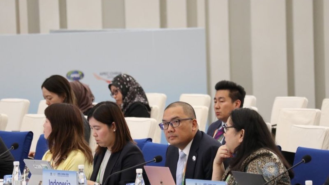 Pertemuan Presiden Xi Jinping dan Presiden Donald Trump dinilai Indonesia membawa dampak positif bagi diskusi APEC 2026, menciptakan suasana kondusif yang diharapkan memperlancar agenda kerja sama ekonomi.