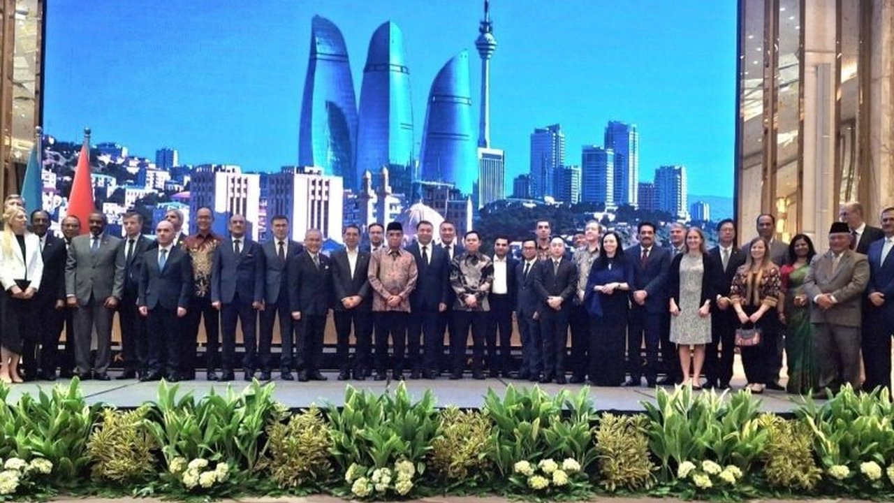 Menteri Ketenagakerjaan Yassierli menegaskan pentingnya penguatan Kerja Sama SDM Indonesia Azerbaijan untuk membangun angkatan kerja yang tangguh dan kompetitif di kancah global.