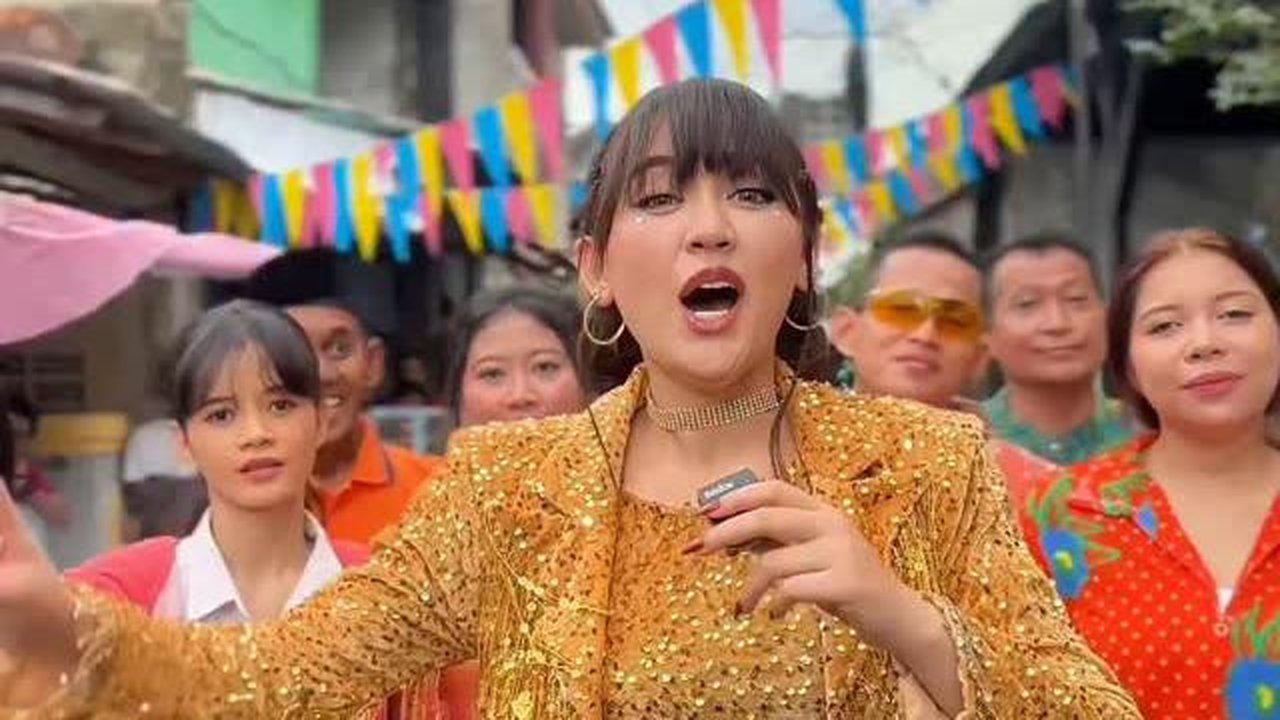 Ganti generasi, "Kopi Dangdut" direkam ulang Happy Asmara kerja sama dengan Pikachu dari dunia Pokemon yang penuh warna. Ini lirik lagu "Kopi Dangdut." (Foto: Dok. Instagram @happy_as