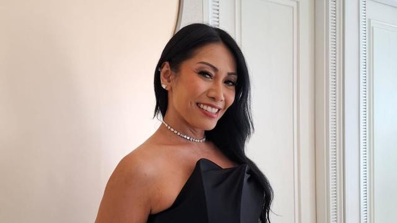 Awal 2000-an, Anggun mengapresiasi diri sendiri setelah kerja keras di dunia musik dengan beli cincin berlian. Apes, tamu tak diundang menyatroni rumahnya. (Foto: Wayan Diananto)