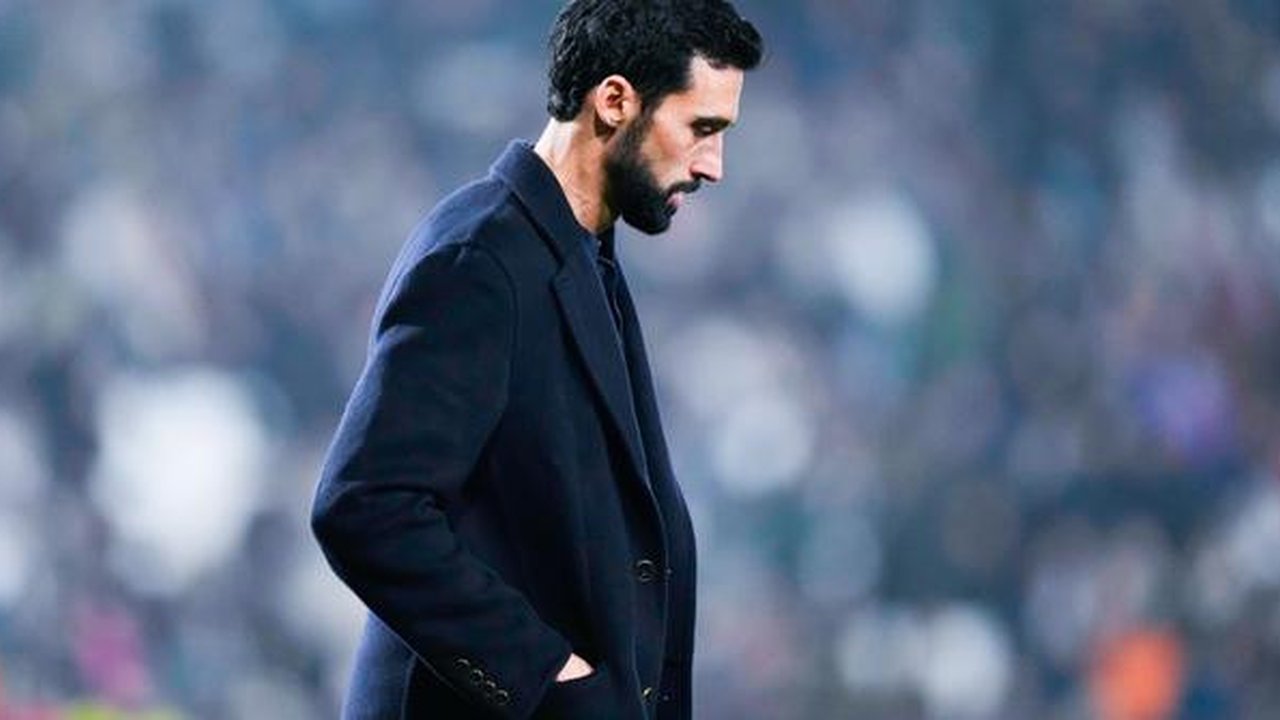 Laga yang berlangsung di Estadio Carlos Belmonte, Kamis (15/1/2026) dini hari WIB, juga menandai era baru di kubu Madrid. Untuk pertama kalinya, El Real tampil di bawah arahan Alvaro Arbeloa