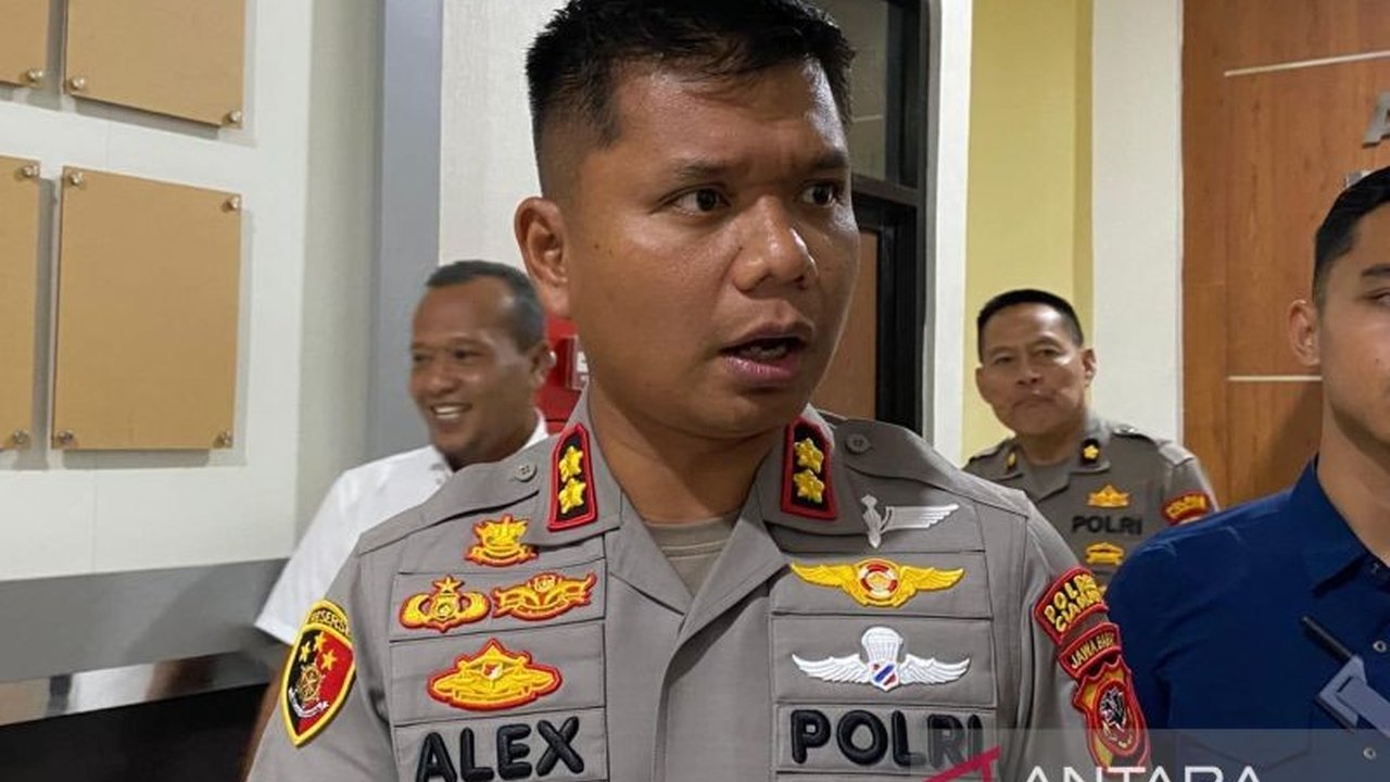 Polres Cianjur mengerahkan 700 personel untuk melakukan pengamanan arus Cianjur dan mengantisipasi kepadatan lalu lintas serta gangguan keamanan pasca pertandingan Persib Bandung.