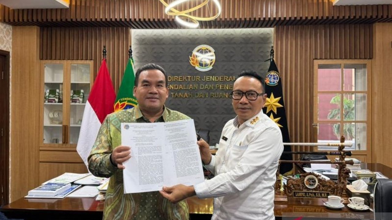 Kepastian pembangunan Sekolah Rakyat dan Kampus UNY Blora semakin nyata setelah Surat Keputusan (SK) Menteri Agraria dan Tata Ruang/Kepala Badan Pertanahan Nasional (ATR/BPN) resmi diterbitkan, membuka jalan bagi realisasi proyek pendidikan strategis ini.