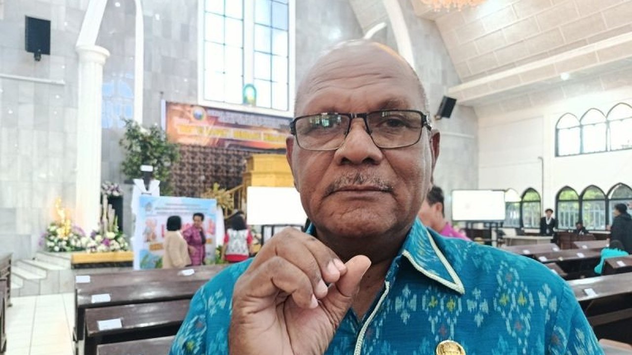 Kemendukbangga melalui BKKBN Perwakilan Papua menginisiasi lima Sekolah Lansia Papua untuk meningkatkan kualitas hidup para lanjut usia, membekali mereka dengan pengetahuan dan keterampilan agar tetap sehat dan produktif.