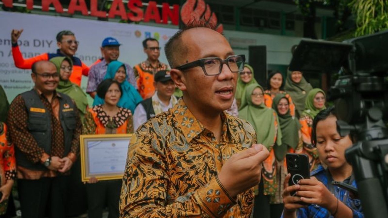 PT Taman Wisata Candi (TWC) atau InJourney Destination Management (IDM) melatih seribu siswa SMA di DIY untuk mewujudkan masyarakat tangguh bencana, bertepatan dengan peringatan 20 tahun Gempa Yogyakarta.