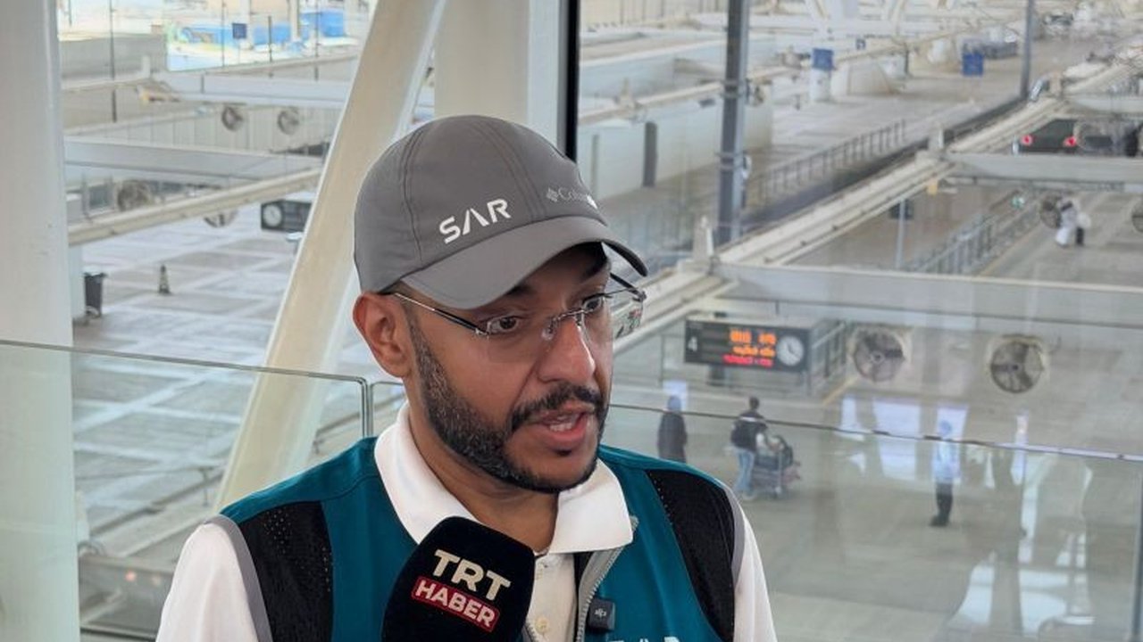 LKBN ANTARA memberikan apresiasi tinggi terhadap Kesiapan Haji Saudi 2026, menyoroti detail fasilitas dan peran vital Kereta Cepat Haramain dalam melayani jutaan jamaah.
