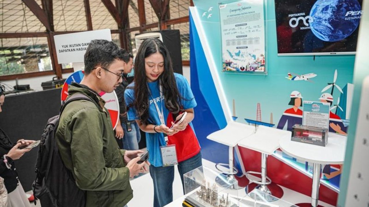 Pertamina Patra Niaga melalui ajang Pertamina Goes to Campus 2026 memperkenalkan bisnis hilir energi, berkomitmen mengembangkan talenta muda, dan mempersiapkan mereka menghadapi dunia kerja.