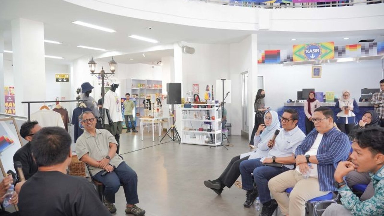 Wakil Wali Kota Tangerang Maryono Hasan menekankan pentingnya City Branding Tangerang sebagai strategi kunci untuk menarik investor, wisatawan, pelaku usaha, dan talenta kreatif, sekaligus memperkuat identitas kota yang modern dan berkarakter.
