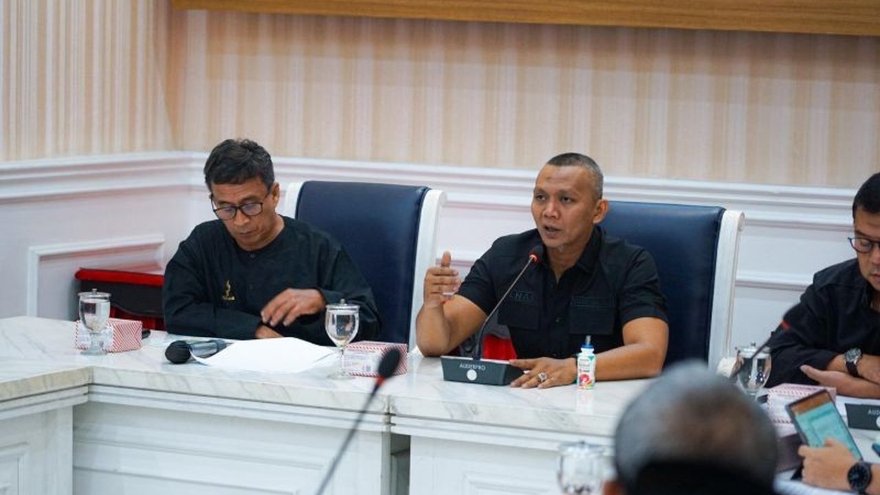 Penantian panjang warga Kota Bogor akan aksesibilitas yang lebih baik segera berakhir. Pembangunan Jembatan Paledang-Pasir Jaya ditargetkan rampung pada November 2026, menjanjikan solusi konektivitas vital.