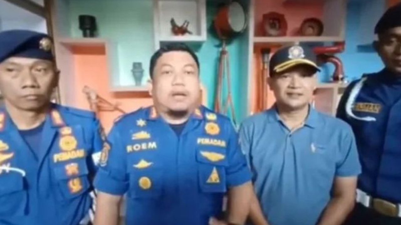 Pemerintah Kabupaten Maros memperkuat Kesiapsiagaan Pemkab Maros Hadapi La Nina, menyiagakan personel dan armada Damkarmat untuk antisipasi potensi kebakaran dan kondisi darurat lainnya di musim kemarau.