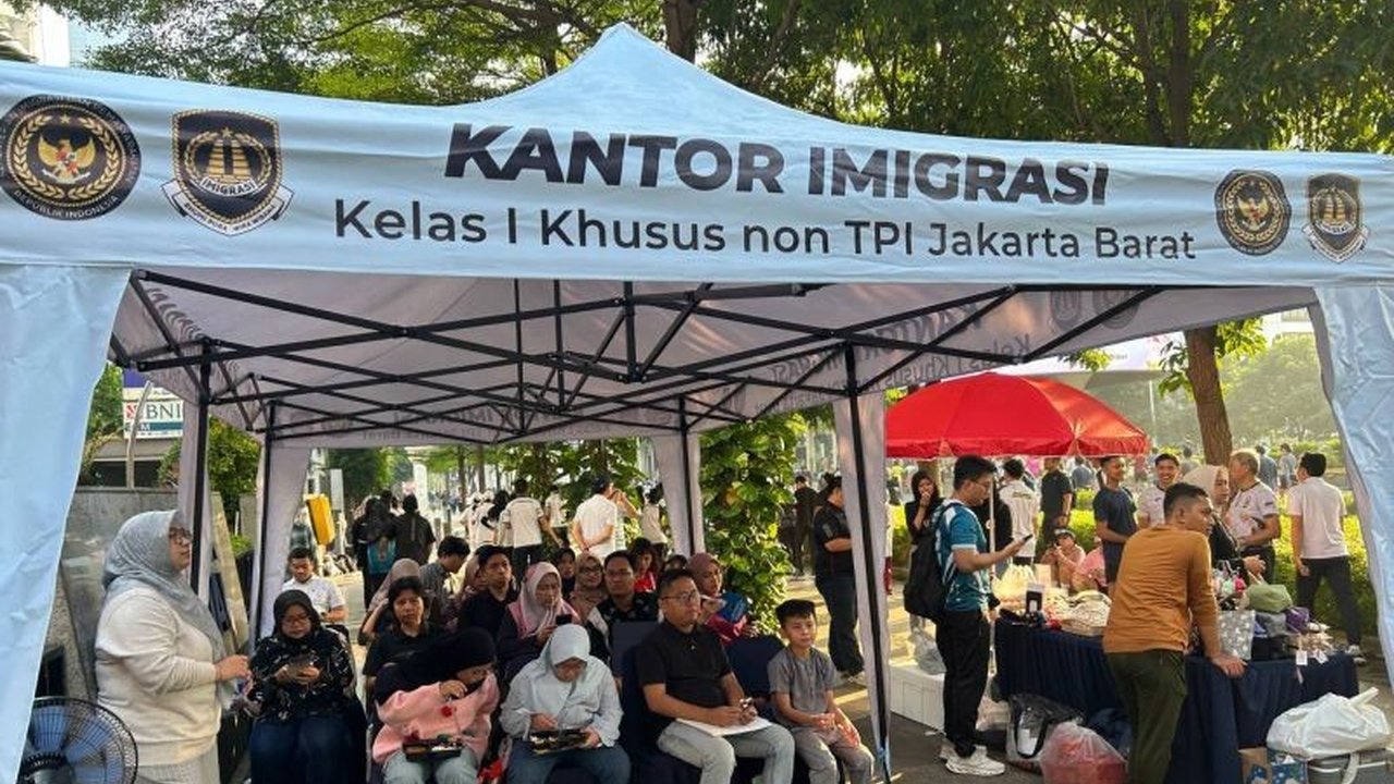 Ditjen Imigrasi konsisten menghadirkan Layanan Paspor CFD setiap pekan di berbagai daerah. Inovasi ini wujud komitmen Imigrasi untuk mendekatkan pelayanan publik kepada masyarakat.