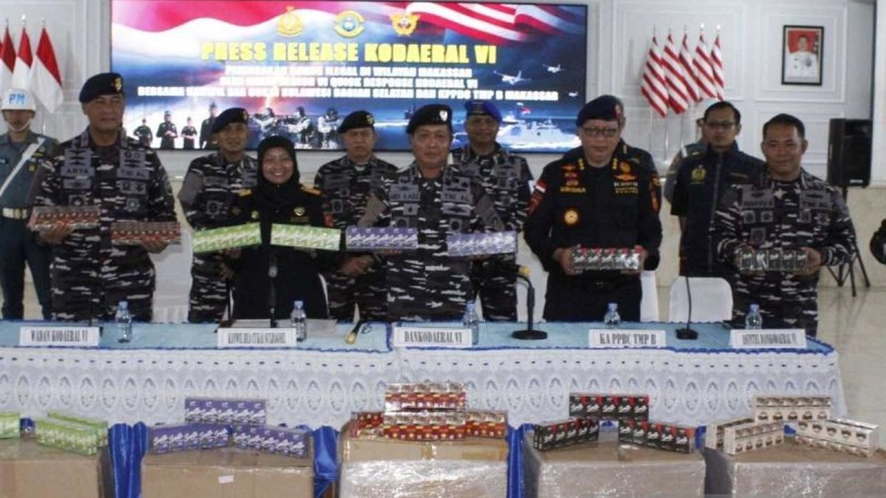 Direktorat Jenderal Bea dan Cukai Sulawesi Bagian Selatan (Bea Cukai Sulbagsel) berhasil menyita 43,39 juta batang rokok ilegal hingga April 2026, menimbulkan potensi kerugian negara yang fantastis. Peningkatan penindakan rokok ilegal ini menunjukkan komi
