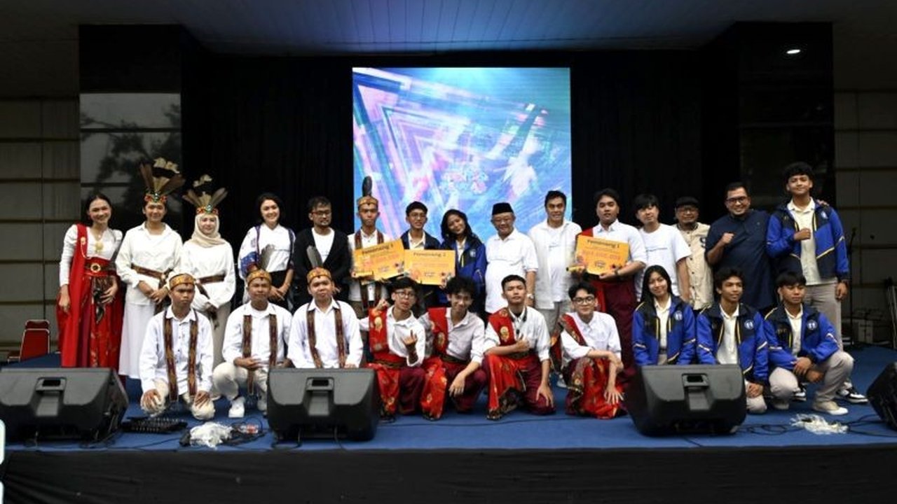 Kementerian Pendidikan Dasar dan Menengah (Kemendikdasmen) sukses selenggarakan Pentas Pelajar 2026, ajang unjuk kreativitas dan bakat ribuan murid dari seluruh Indonesia. Acara ini bertujuan menumbuhkan semangat rukun dan kebersamaan.