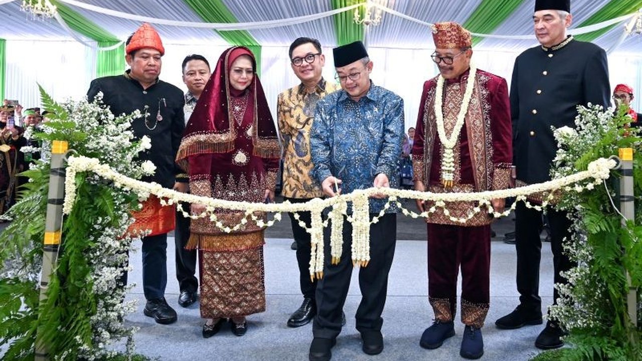 Menteri Pendidikan Dasar dan Menengah Abdul Mu'ti mengapresiasi kontribusi sekolah swasta dalam menghadirkan Pendidikan Bermutu Sekolah Swasta yang krusial untuk ekosistem pendidikan nasional.
