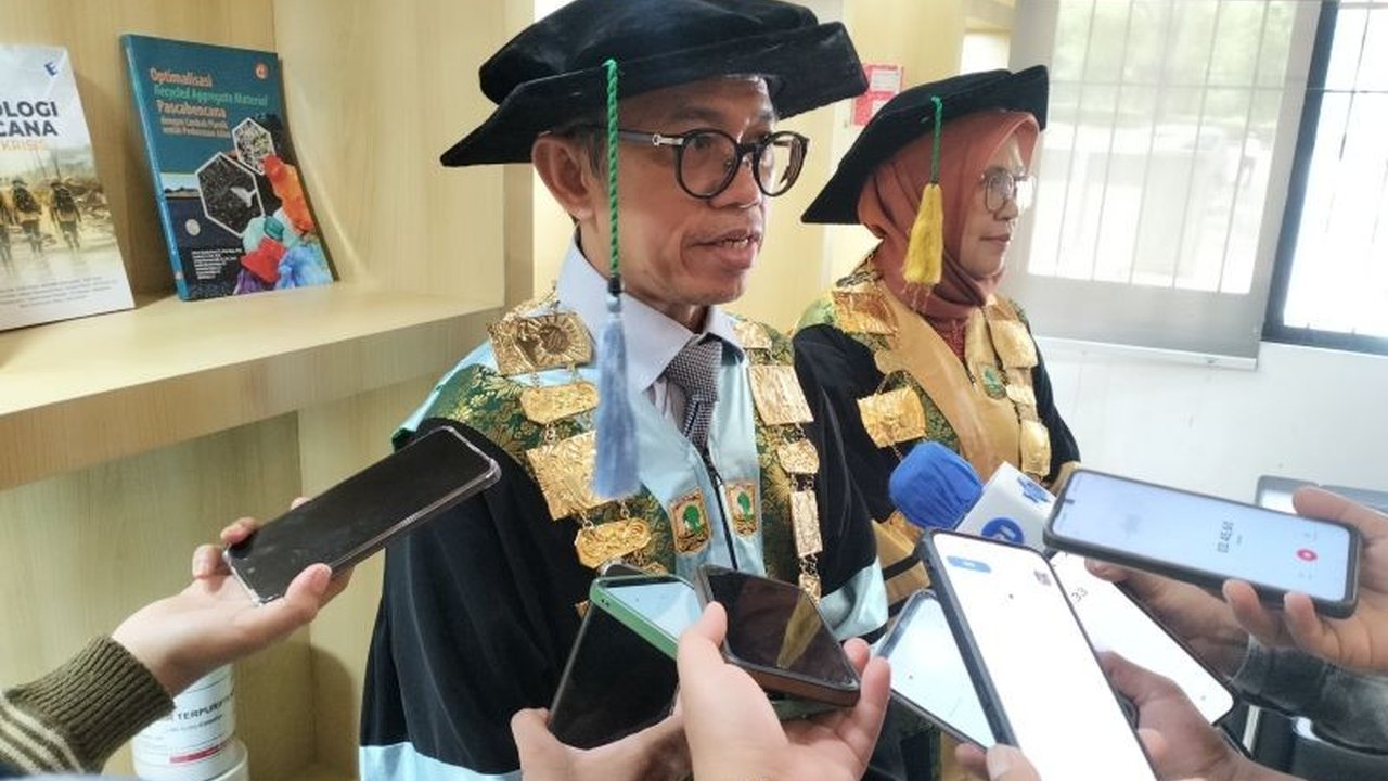 Universitas Andalas (Unand) bersama BNPB dan Pemerintah Australia memperkuat kerja sama riset kebencanaan terintegrasi, fokus pada mitigasi gempa megathrust dan hidrometeorologi di Sumatera, demi ketahanan bencana berkelanjutan.