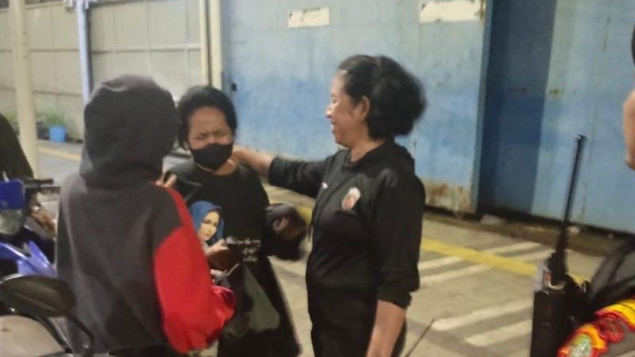 Polres Metro Jakarta Utara menggelar Patroli Rutin Polres Jakut yang ditingkatkan dan razia stasioner, berhasil mengamankan tiga sepeda motor tanpa dokumen dan menjaga kondusifitas wilayah.