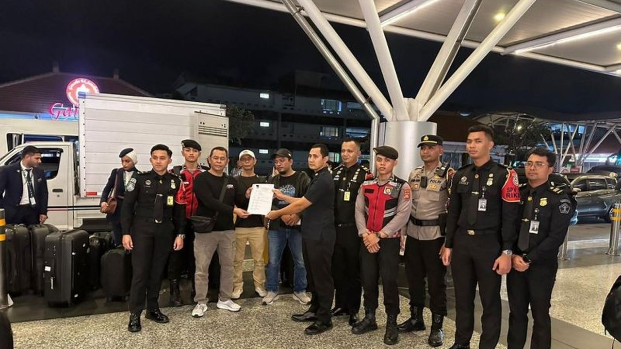 Satreskrim Polres Kawasan Bandara I Gusti Ngurah Rai menggagalkan keberangkatan 13 calon jemaah haji nonprosedural di Bali, mengungkap praktik ilegal yang merugikan dan berpotensi menipu masyarakat.