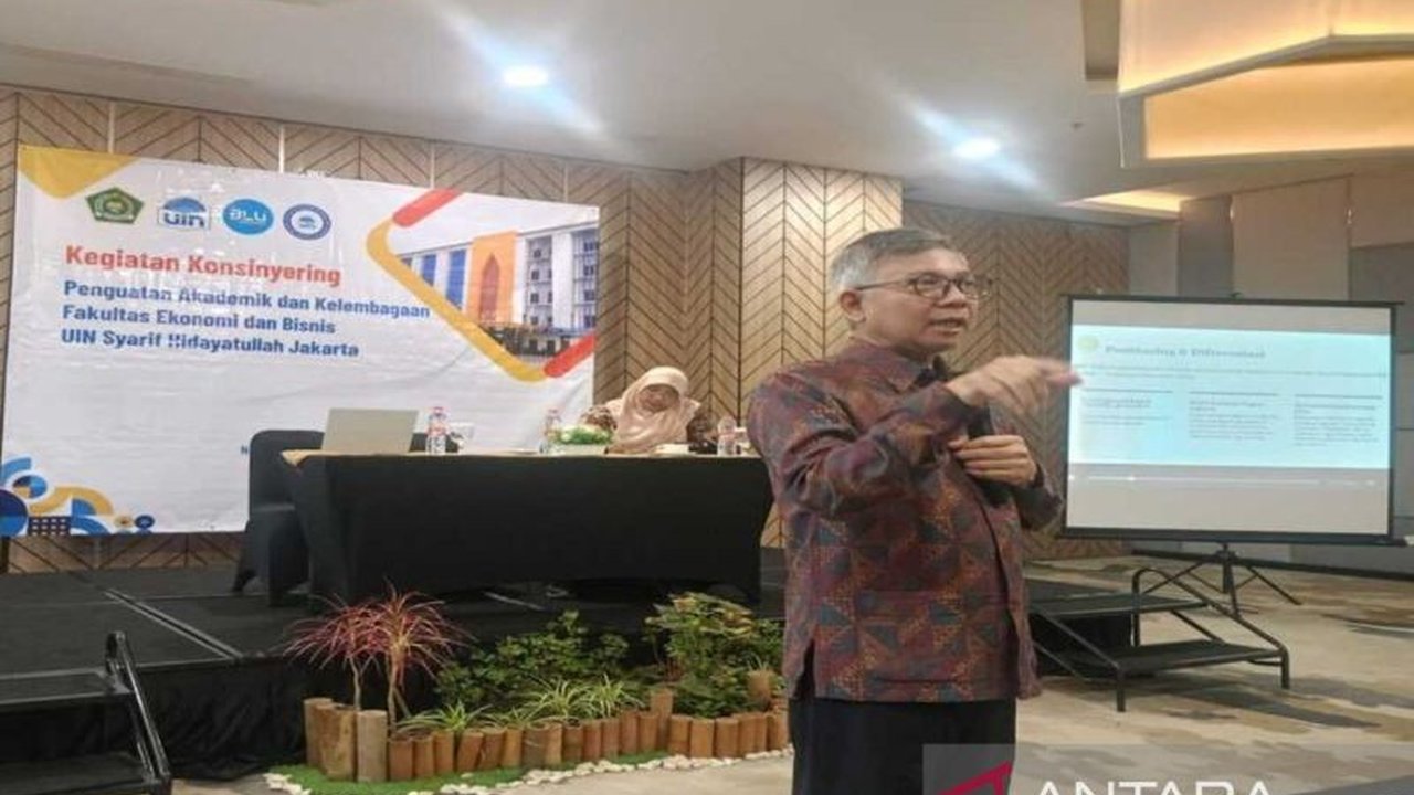 Melalui Kolaborasi Strategis, FEB UIN Jakarta dan UGM bersinergi dalam Penguatan Mutu pendidikan tinggi. Upaya ini bertujuan mencetak SDM unggul yang siap menghadapi tantangan masa depan.