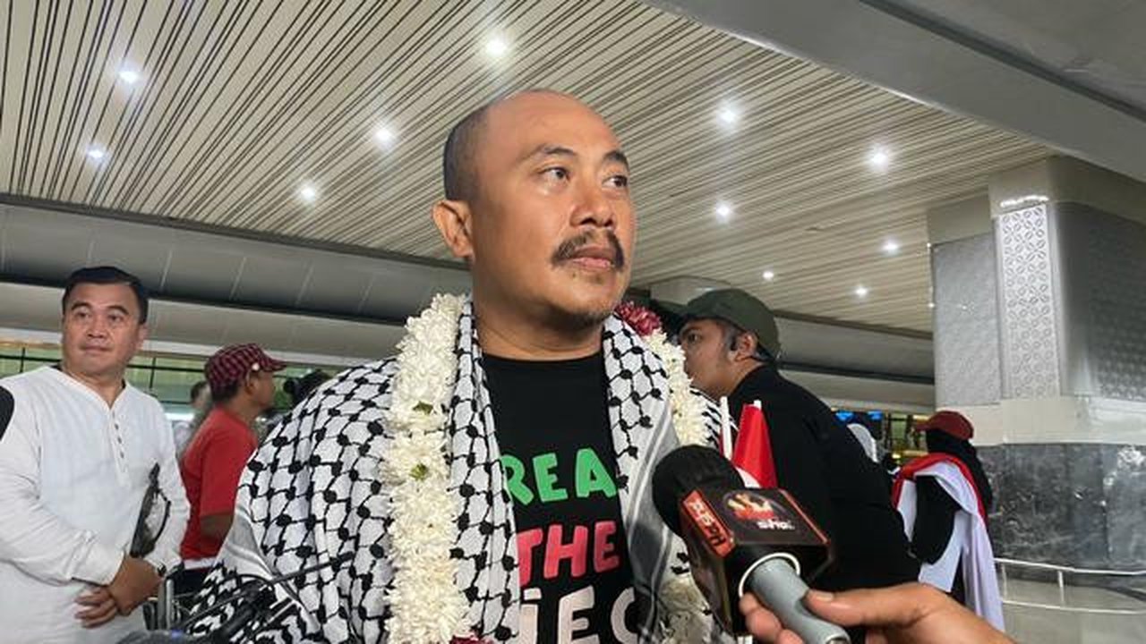 Di balik sambutan hangat saat kepulangan, ada luka tak terlupakan yang dialami Heru selama ditahan oleh tentara Israel. (Liputan6.com/Rifqy Alief Abiyya)