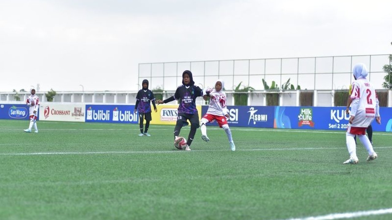 Pelatih MilkLife Soccer Challenge menyoroti pentingnya konsistensi kompetisi usia dini sebagai fondasi utama dalam pengembangan sepak bola putri nasional, mendorong talenta muda untuk terus berkembang.
