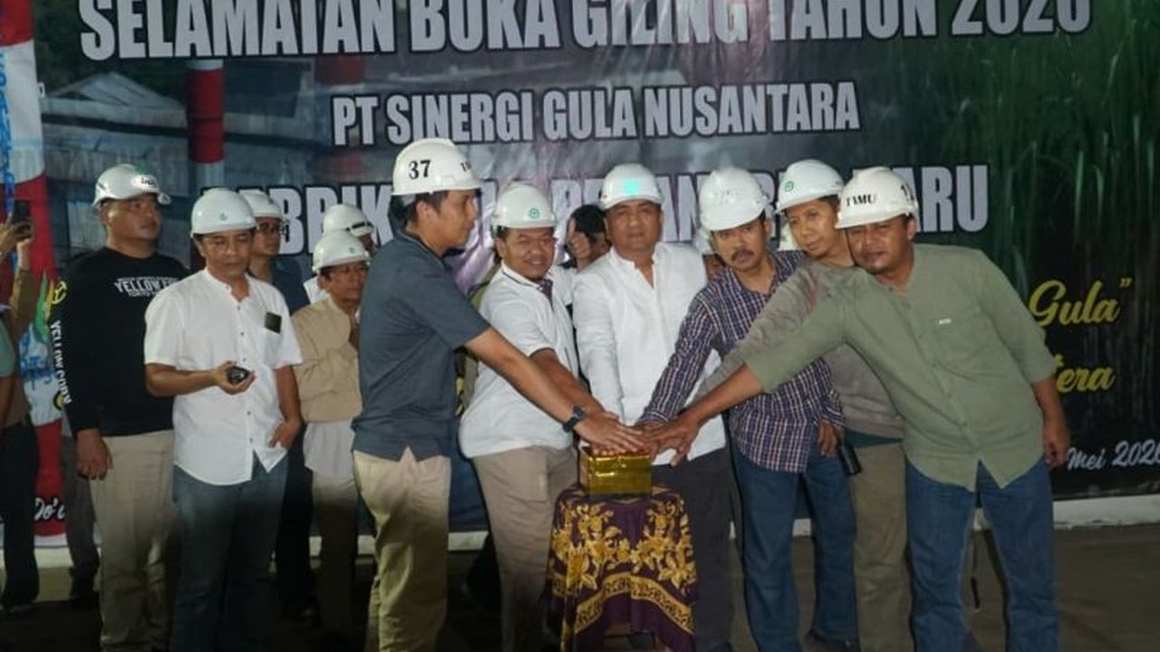 PG Pesantren Baru Kediri menetapkan target ambisius produksi gula 63.597,32 ton dari 873.299,6 ton tebu pada musim giling 2026, berkontribusi pada swasembada gula nasional.