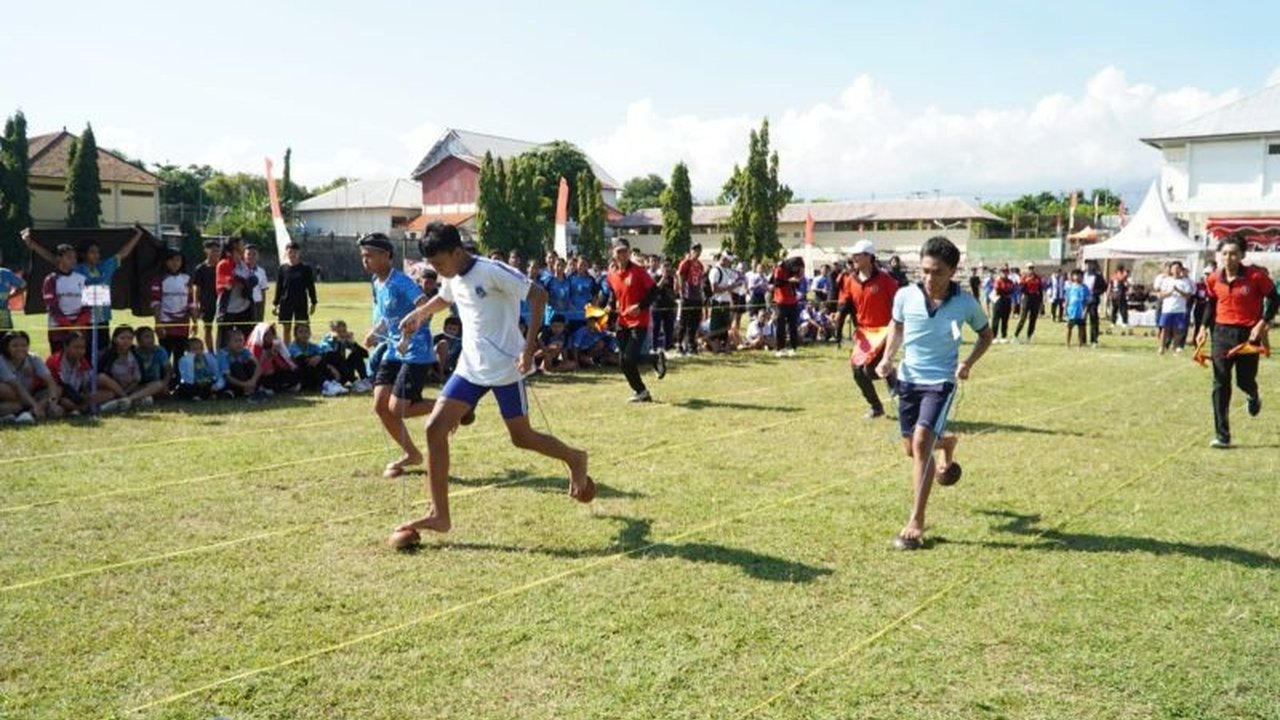 Pemerintah Kabupaten Buleleng menggelar Jantra Olahraga Tradisional untuk melestarikan budaya dan menanamkan kecintaan generasi muda terhadap Olahraga Tradisional Buleleng.