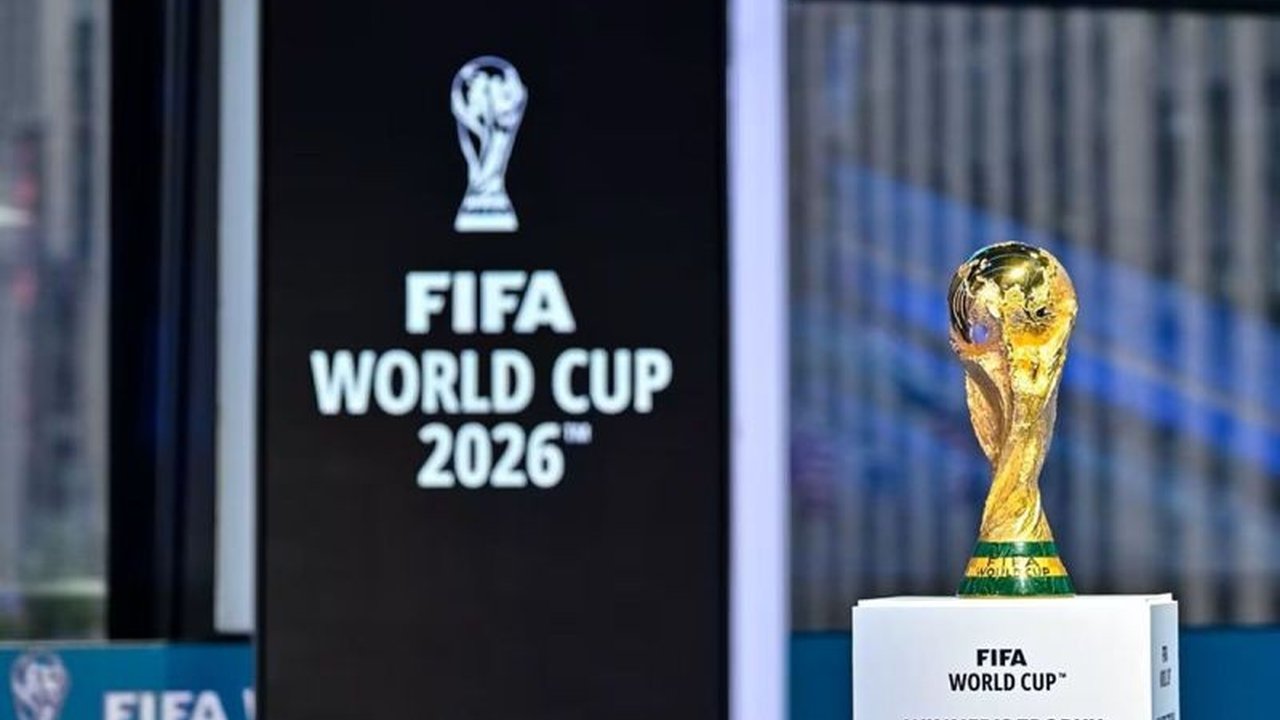 Bek Timnas Haiti, Martin Experience, menunjukkan antusiasme tinggi jelang Piala Dunia 2026, khususnya saat menghadapi Brasil. Ia mengungkapkan kekagumannya pada legenda sepak bola Ronaldinho.